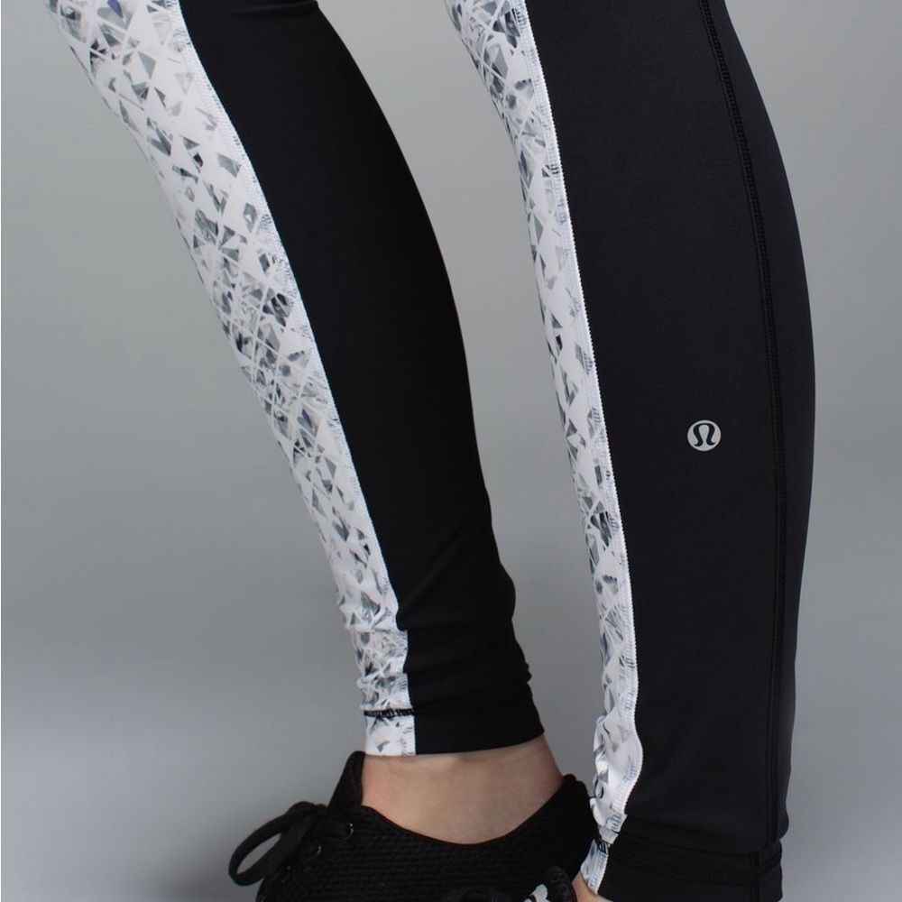 LIKE NEW LULULEMON Speed Tight II *Full-On Luxtreme! - Picture 4 of 10